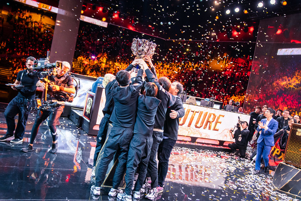 经典永存！S15英雄联盟总决赛十大高光操作瞬间盘点。